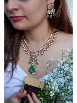 Prestones - Ranihaar Polki Pastel Pink Necklace with Earrings