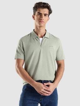 Calvin Klein - Men Green Solid Regular Fit Cotton Polo T-Shirt