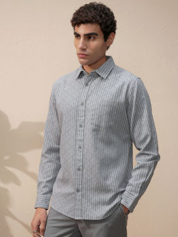 LOCOMOTIVE - Men Grey Striped Casual Slim Fit Shirt