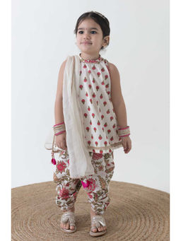 TIBER TABER - Girl Floral Buta Cream Kurta Salwar and Dupatta (Set of 3)