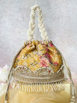 AMYRA - Elora Mustard Potli