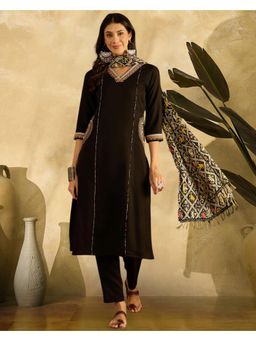 Gahan - Black Crepe Zari Thread Embroidered Kurta With Pant and Dupatta