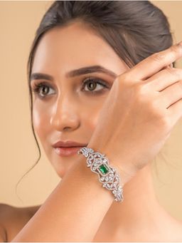 Silk Petalss - Women Green Aashna Bracelet