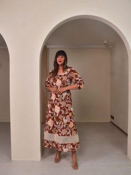 WHY SO BLUE - Womens Brown Sola Panelled Dress