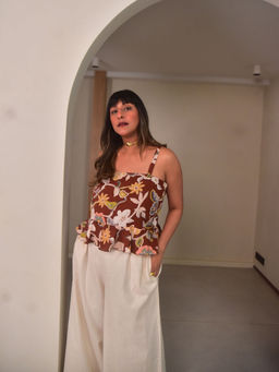 WHY SO BLUE - Womens Brown Sola Peplum Top