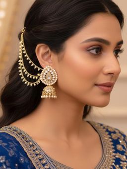 Accessher - Silver Teardrop Kundan Jhumka Earrings With Pearl Ear Chain