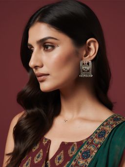 Kalakrith Milano - Women Noopur Oxidised Earrings