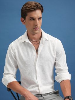 LOCOMOTIVE - Men White Textured Slim Fit Party Shirt