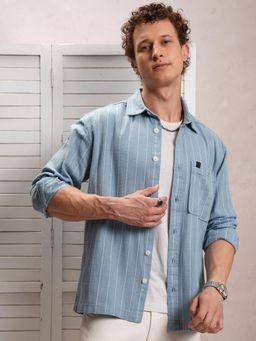 LOCOMOTIVE - Men Blue Stripes Relaxed Fit Casual Shirt