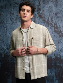 LOCOMOTIVE - Men Beige Checks Relaxed Fit Casual Shirt