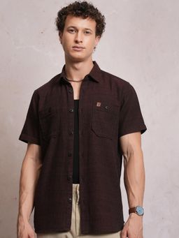 LOCOMOTIVE - Men Brown Textured Relaxed Fit Casual Shirt