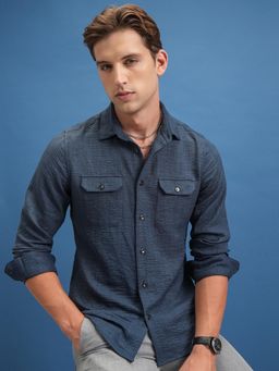 LOCOMOTIVE - Men Navy Blue Textured Slim Fit Casual Shirt