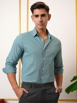 LOCOMOTIVE - Men Green Solid Slim Fit Formal Shirt