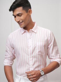 LOCOMOTIVE - Men Pink Stripes Regular Fit Formal Shirt