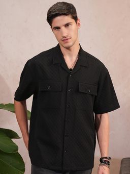 LOCOMOTIVE - Men Black Textured Oversized Fit Casual Shirt