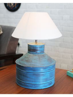Homesake - Algae Milk Gagar Table Lamp White cone