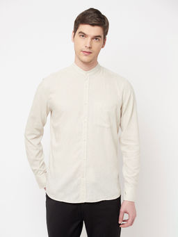CRIMSOUNE CLUB - Men Beige Solid Mandarin Collar Shirt