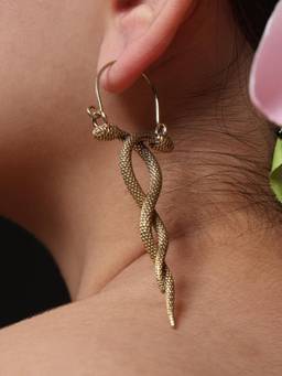 VENI - Gold Animal Shaped Hoop Earrings