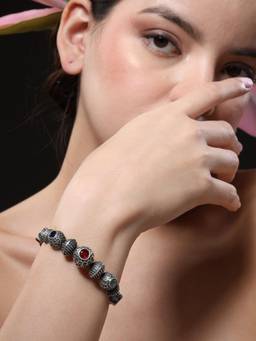 VENI - Silver-Plated Oxidised Kada