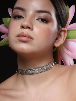 VENI - Brass Silver-Plated Choker