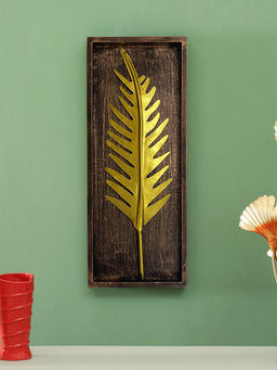 HomeTown - Royce Metal Palm Leaf Walled Decor in Gold Colour