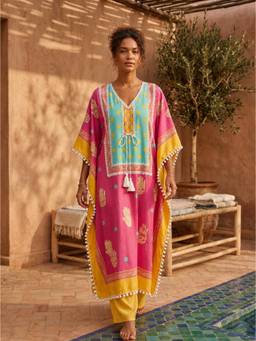 Gahan - Womens Pink Rayon Blend Printed Kaftan Kurta with Pant