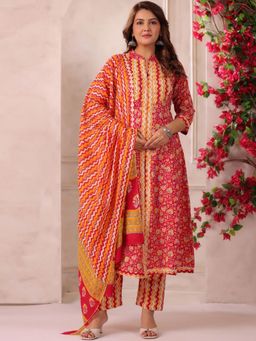 Gahan - Womens Red Rayon Blend Anarkali Kurta with Pant & Dupatta