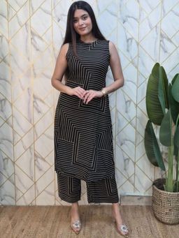 Gahan - Womens Black Rayon Blend Straight Kurta with Palazzo