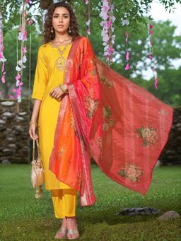 Gahan - Womens Yellow Rayon Blend Straight Kurta with Pant & Dupatta