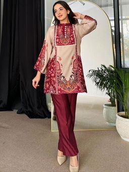 Gahan - Womens Plus Size Beige Rayon Blend Straight Kurta with Pant