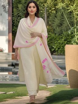 Gahan - Womens Plus Size Cream Rayon Blend Straight Kurta with Pant & Dupatta