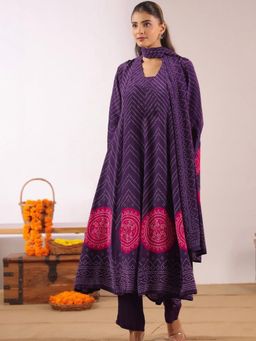 Gahan - Womens Plus Size Begani Rayon Blend Anarkali Kurta with Pant & Dupatta