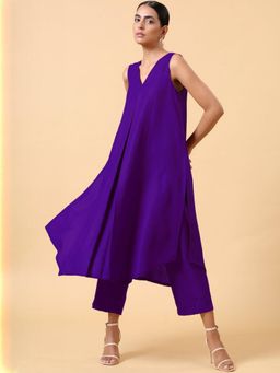 Gahan - Womens Begani Rayon Blend Solid Straight Kurta with Pant