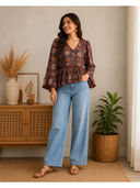 Maroon color option, Currently selected