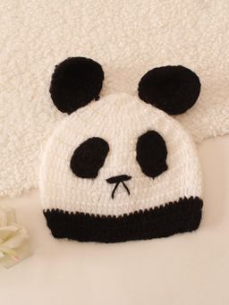 Woonie - White Crochet Panda Beanie