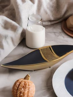 At Home by Nilkamal - Curvy Dew Large Decorative Platter -Black & Gold
