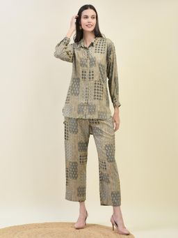 Shree - Women Liva Grey Geometric Print Co-Ord (Set of 2)