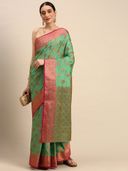 Green color option, Sold out, Currently selected