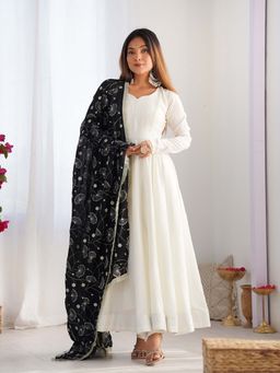 Wedani - Women Black Embroidered Anarkali & Pant With Dupatta