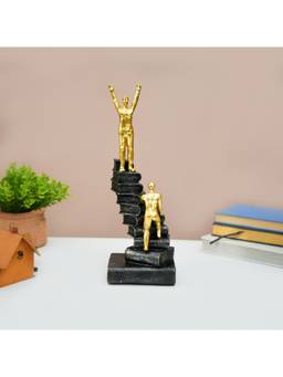 Voncasa - Black and Gold Resin Staircase Decorative Object