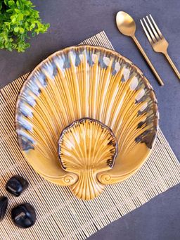 VarEesha - Mustard Studio Pottery Ceramic Round Chip n Dip Platter