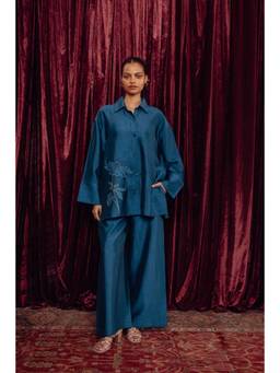 LABEL NAARITI - Eirene Blue Silk Embroidered Co-ord Set
