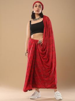 Akhilam - Women's Lycra Blend Red Printed Celebrity Saree with Unstitched Blouse