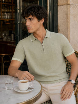 CAHOOT - Men Sage Green Textured Regular Fit Half Sleeve Casual Polo T-Shirt