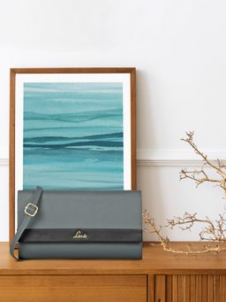 Lavie - Women's Hilite Kindle Medium Sling Bag (M)