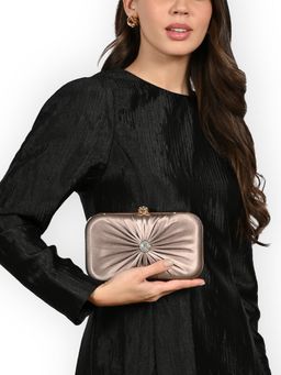 Lavie - Women's Avira Oval Small Framed Clutch (S)