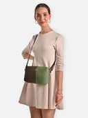 Olive color option, Currently selected