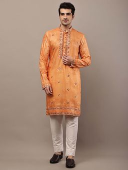 MULTI SHADES - Men's Orange Printed Kurta and Pyjama
