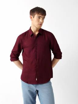 The Bear House - Men Maroon Textured Causal Shirt