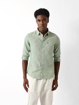 The Bear House - Men Solid Green Causal Shirt
